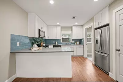 609 W Inwood Drive, Arlington, TX 76010 - Photo 10