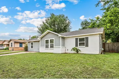 609 W Inwood Drive, Arlington, TX 76010 - Photo 2