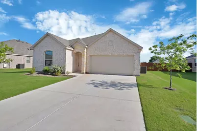 1220 Brazil Street, Azle, TX 76020 - Photo 2