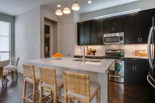 2100 N Fitzhugh Ave, Dallas, TX 75204 - Photo 6