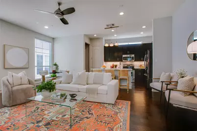 2100 N Fitzhugh Avenue #H, Dallas, TX 75204 - Photo 2