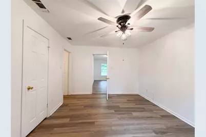 2724 Halbert Street, Fort Worth, TX 76112 - Photo 12