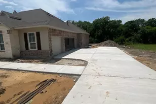 1001 Perrin Ln, Van Alstyne, TX 75495 - Photo 8
