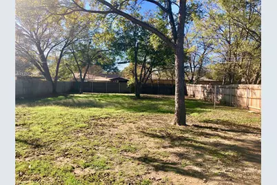 913 Russell Lane, Bedford, TX 76022 - Photo 28