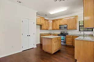 425 Indian Mountain Ct, Granbury, TX 76048 - Photo 14