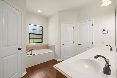 425 Indian Mountain Court, Granbury, TX 76048 - Photo 10