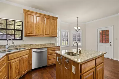 425 Indian Mountain Court, Granbury, TX 76048 - Photo 16