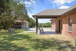 425 Indian Mountain Ct, Granbury, TX 76048 - Photo 32