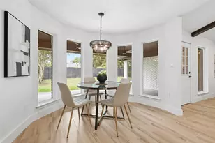105 Wellesley Dr, Irving, TX 75062 - Photo 18