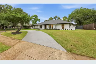 105 Wellesley Drive, Irving, TX 75062 - Photo 2