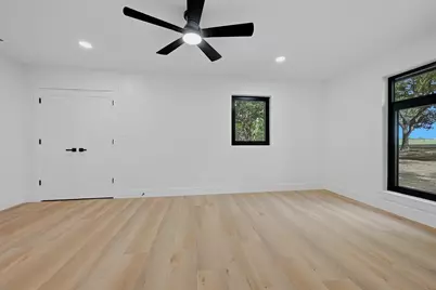 410 Arkansas Rd, Sadler, TX 76264 - Photo 20