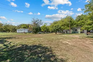 452 Christopher Dr, Bruceville Eddy, TX 76524 - Photo 16