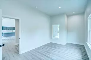 11535 Strand St, Dallas, TX 75218 - Photo 10