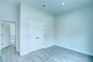 11535 Strand St, Dallas, TX 75218 - Photo 12