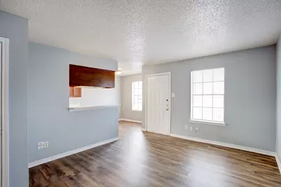 313 Queens Court S #B, Mansfield, TX 76063 - Photo 4
