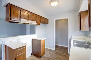 313 Queens Ct S, Mansfield, TX 76063 - Photo 8