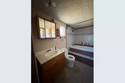 2213 Pedernales Court, Granbury, TX 76048 - Photo 14