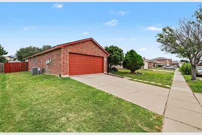3223 Friesian Court, Denton, TX 76210 - Photo 2