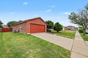 3223 Friesian Ct, Denton, TX 76210 - Photo 2