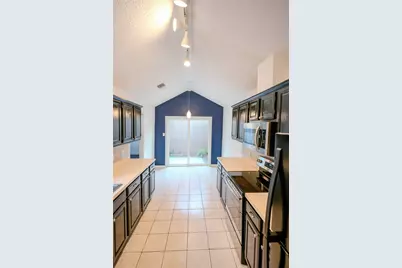 4048 La Costa Court, Irving, TX 75038 - Photo 8