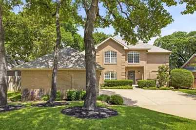 2962 Woodland Hills Drive, Grapevine, TX 76051 - Photo 1