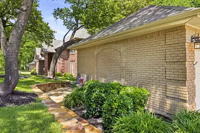 2962 Woodland Hills Drive, Grapevine, TX 76051 - Photo 30