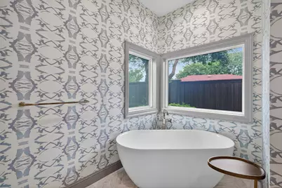6011 Twin Coves Street, Dallas, TX 75248 - Photo 18
