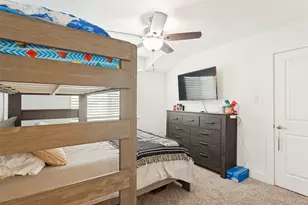 825 E Powell Ave, Fort Worth, TX 76104 - Photo 8