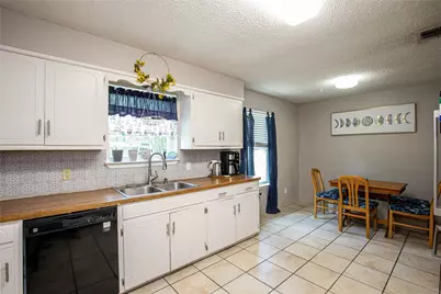 817 S Old Temple Road, Lorena, TX 76655 - Photo 4