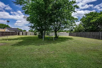 817 S Old Temple Road, Lorena, TX 76655 - Photo 16
