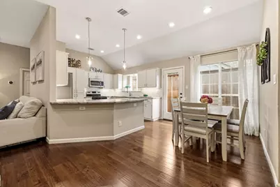 2215 Dallas Drive, Carrollton, TX 75006 - Photo 8