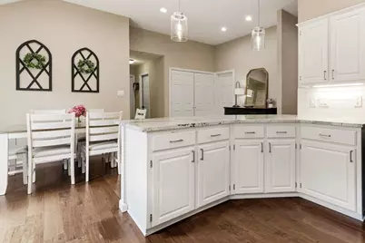 2215 Dallas Drive, Carrollton, TX 75006 - Photo 14