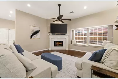 2215 Dallas Drive, Carrollton, TX 75006 - Photo 6