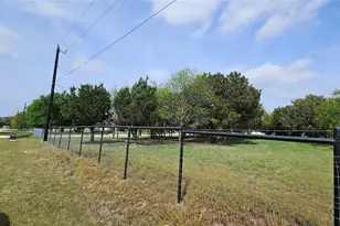 413 Lakeview Trail, Weatherford, TX 76087 - Photo 4