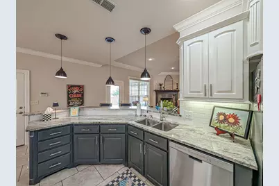 685 Bunker Drive, Tyler, TX 75703 - Photo 10