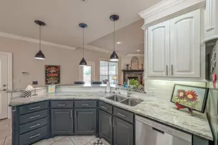 685 Bunker Dr, Tyler, TX 75703 - Photo 10