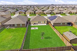 945 Alton Dr, Aubrey, TX 76227 - Photo 24