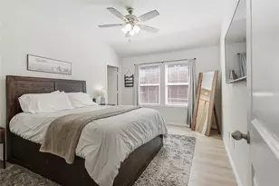 945 Alton Dr, Aubrey, TX 76227 - Photo 12
