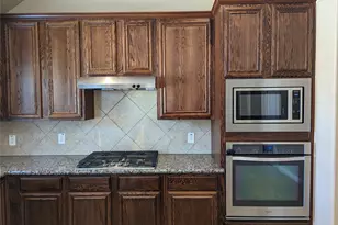 2904 Cattle Baron Dr, Little Elm, TX 75068 - Photo 6