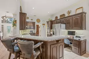 3625 4 Trees Dr, Weatherford, TX 76087 - Photo 10