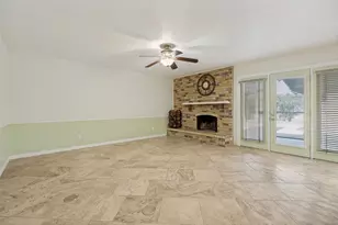 2200 Marble Falls Dr, Carrollton, TX 75007 - Photo 10