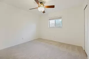 2200 Marble Falls Dr, Carrollton, TX 75007 - Photo 18