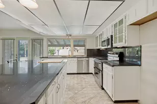2200 Marble Falls Dr, Carrollton, TX 75007 - Photo 14