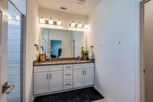 2012 Bethlehem St, Irving, TX 75061 - Photo 8