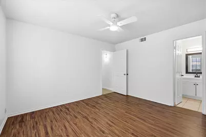 2835 Keller Springs Road #205, Carrollton, TX 75006 - Photo 4