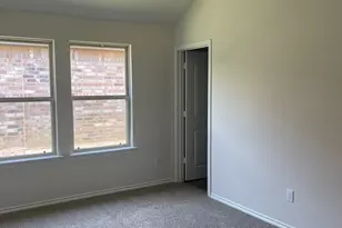 2423 Montgomery St, Sherman, TX 75090 - Photo 10