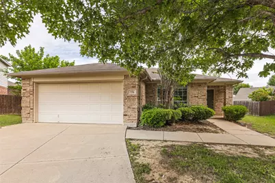 556 Winbridge Lane, Fort Worth, TX 76052 - Photo 2