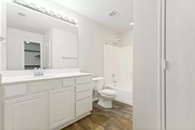 556 Winbridge Lane, Fort Worth, TX 76052 - Photo 14