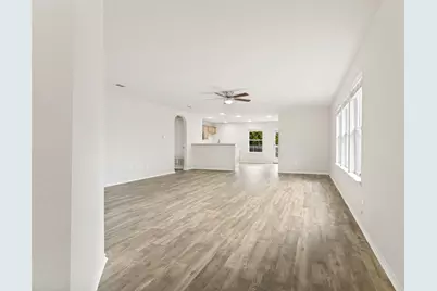 556 Winbridge Lane, Fort Worth, TX 76052 - Photo 6