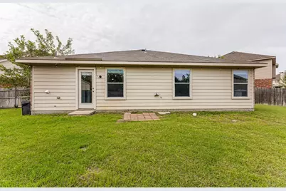556 Winbridge Lane, Fort Worth, TX 76052 - Photo 24